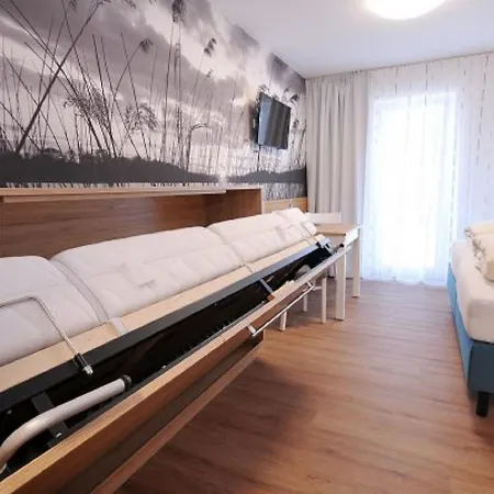 Gaestehaus Zur Krone 2*