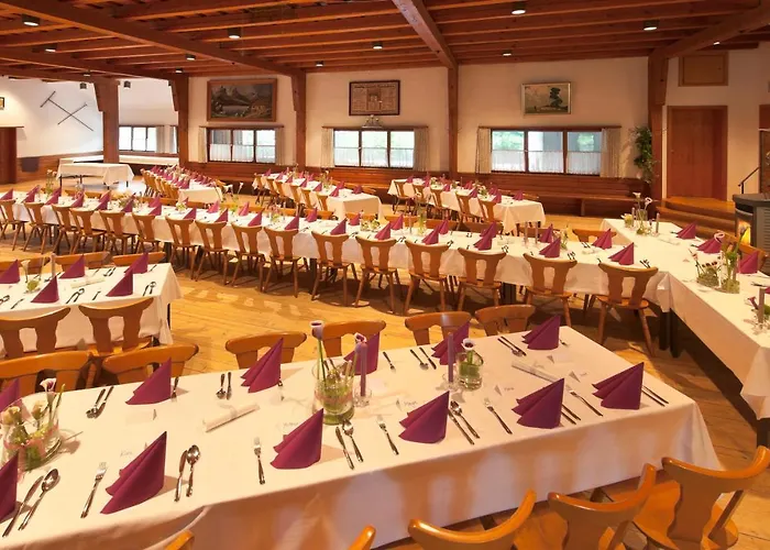 Gaestehaus Zur Krone Inn