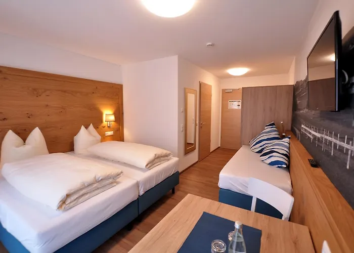 Gaestehaus Zur Krone Inn Waltenhofen