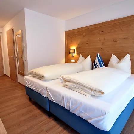 Gaestehaus Zur Krone Penzion Niedersonthofen